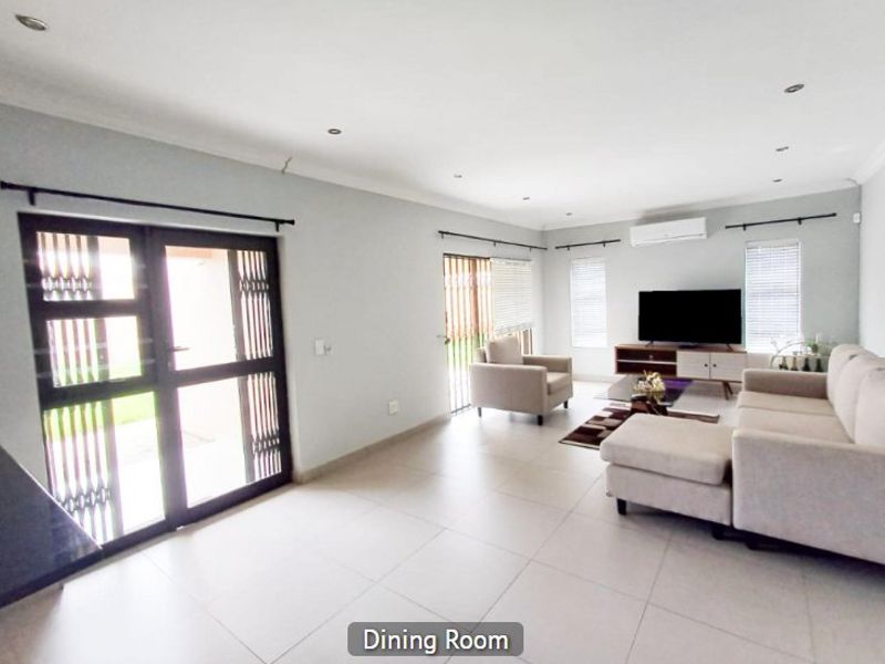 Estate Living Just Got an Upgrade w3ith a Tarred Road in Gonubie.  - Photo 7