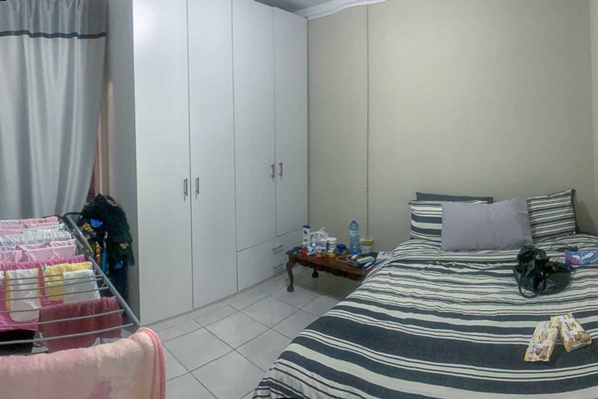 EXCELLENT INVESTMENT OPPORTUNITY – INCOME-GENERATING PROPERTY.. - Photo 4