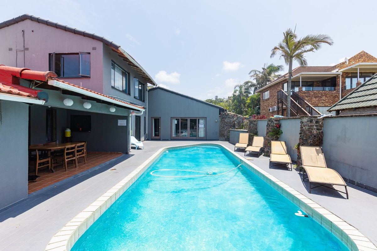 Home That Has  Been Split Into Six Flats - Walking Dstance To The Beach - Photo 5