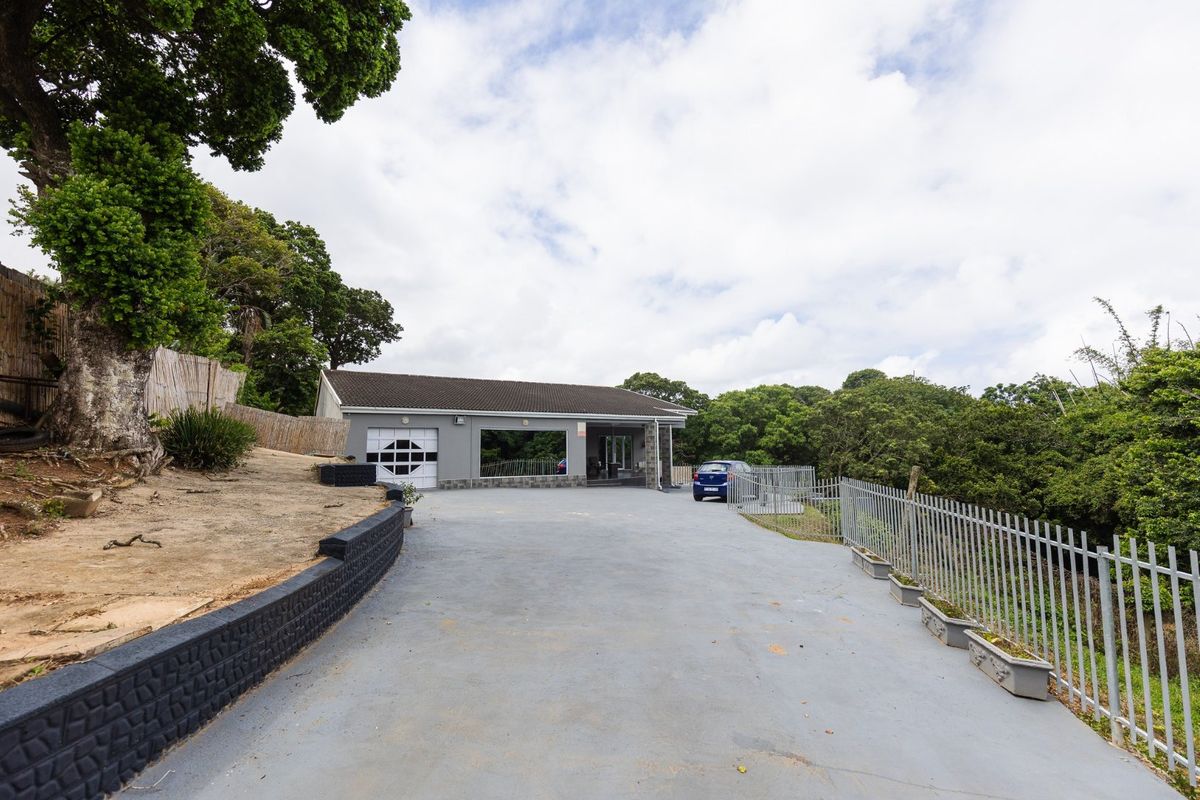 Modern Home On Large Stand - Photo 2