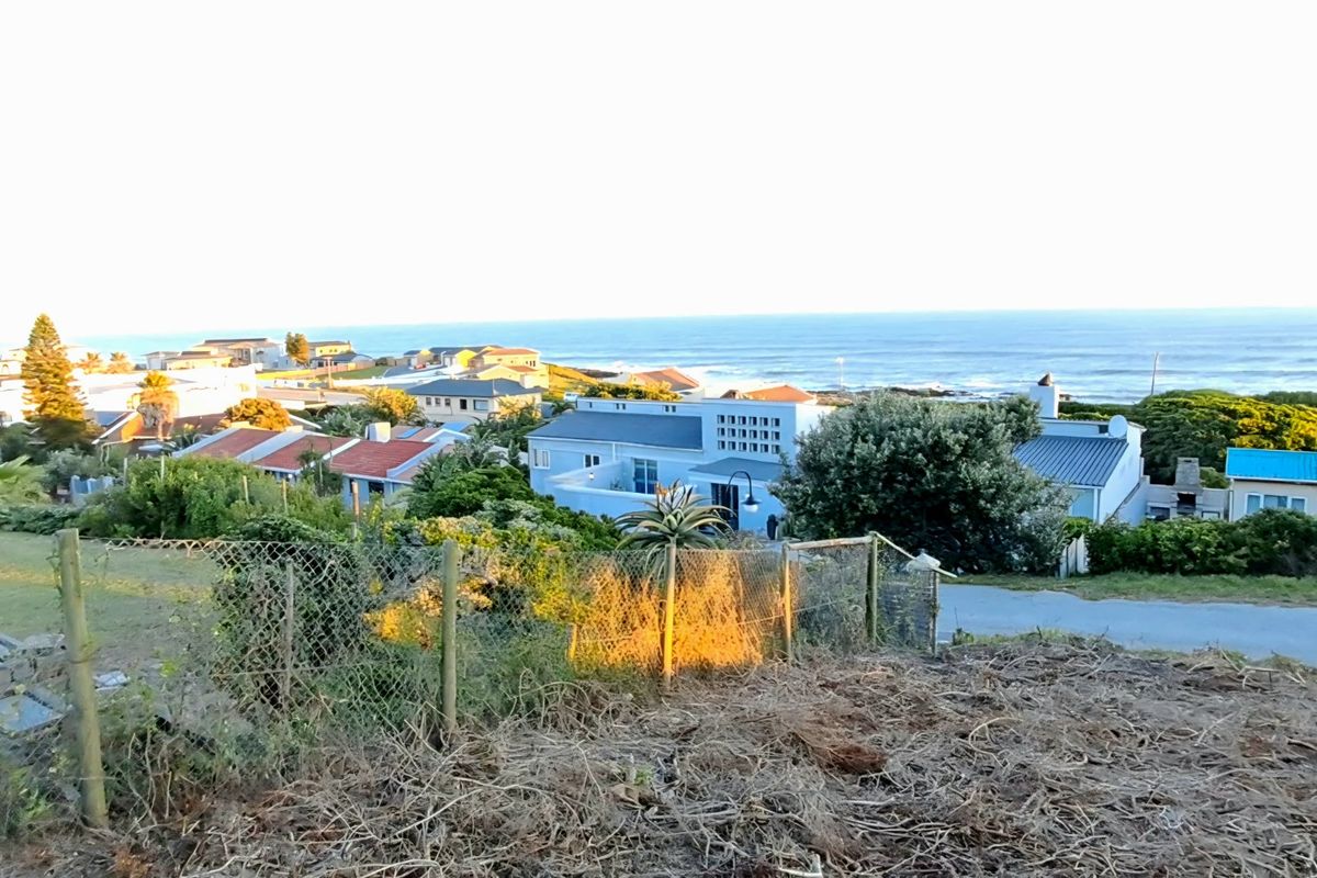 Peaceful Ocean Living  - Photo 3