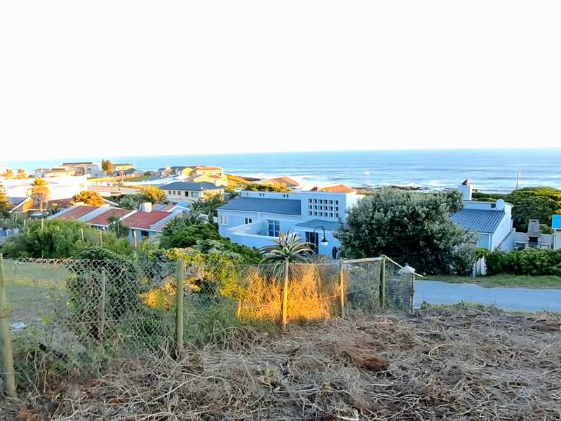 Peaceful Ocean Living  - Photo 3