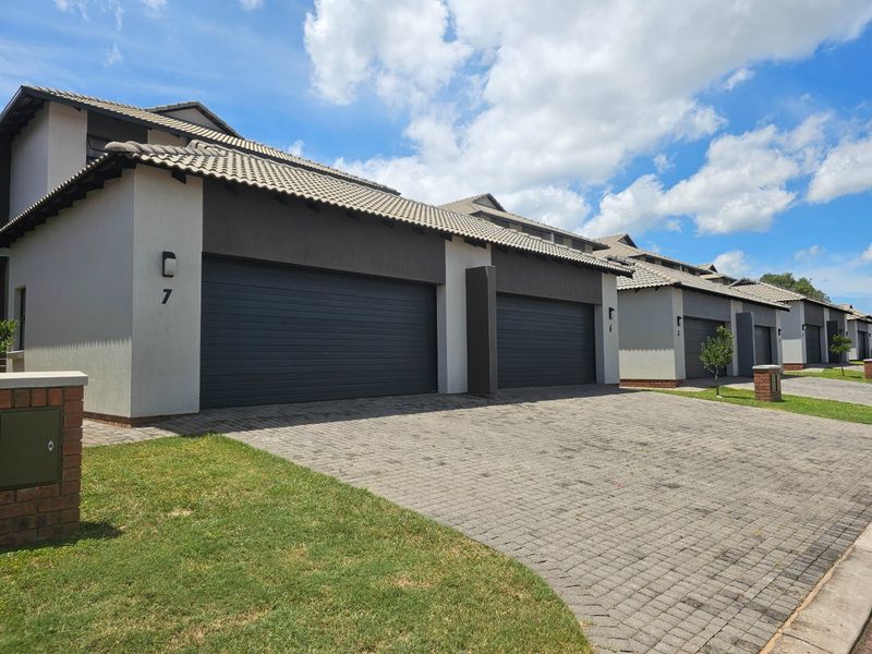 New Development, Safe Estate, Family Home - Photo 3