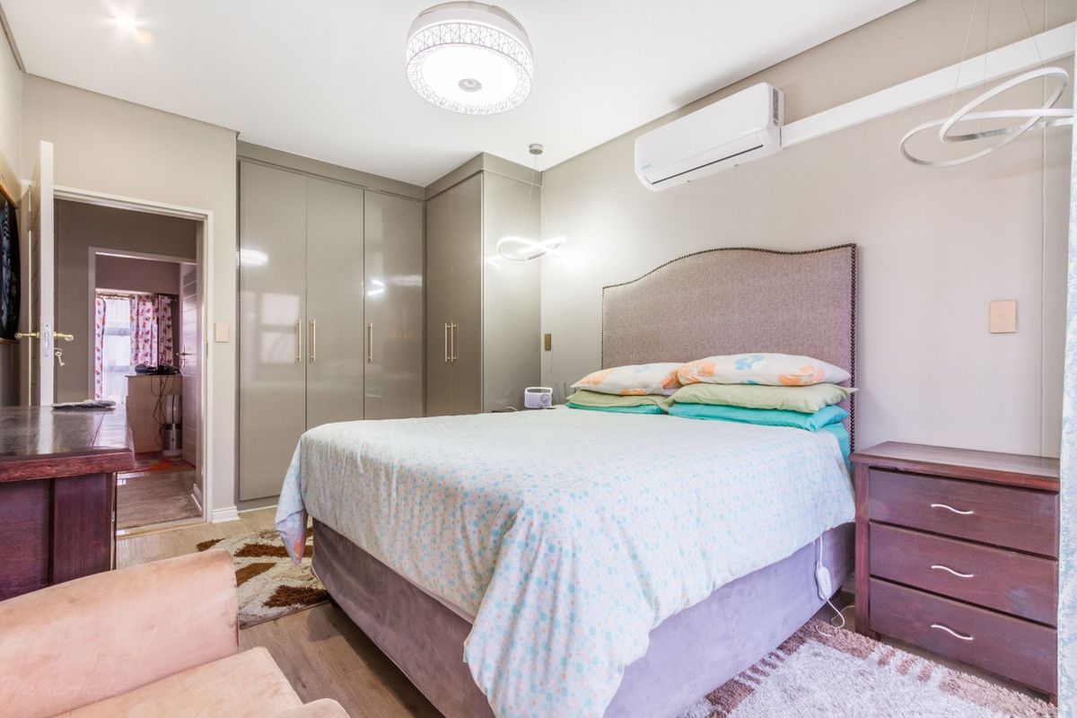 IN A CLASS OF IT'S OWN - Photo 5