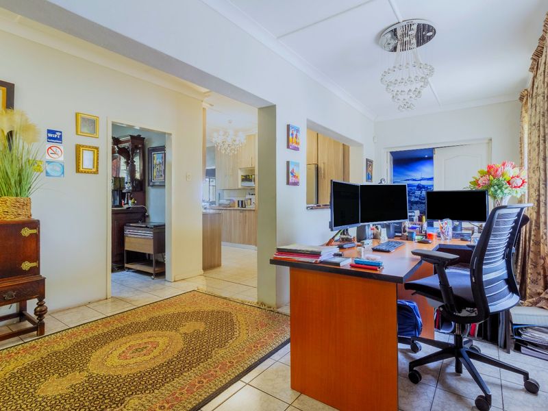 Exceptional Home & Guest House Opportunity – Meyerton 6 bedrooms and 7 bathrooms - Photo 6