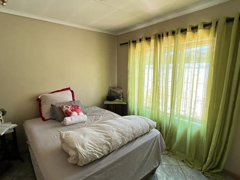 FULL TITLE CLUSTER WITHIN 24H SECURITY - Photo 8