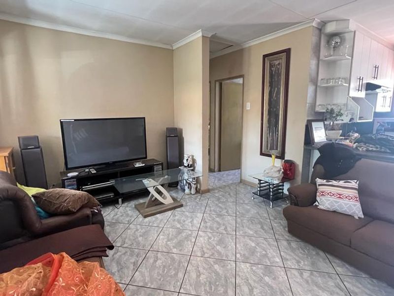 FULL TITLE CLUSTER WITHIN 24H SECURITY - Photo 7