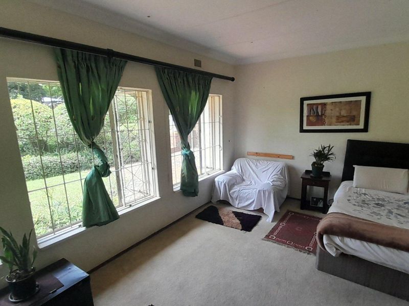 4 Bedroom House for Sale in Ferndale - Photo 7