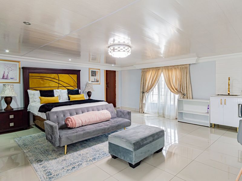 4 beds ,2 bathrooms, 2 garages  - Photo 2