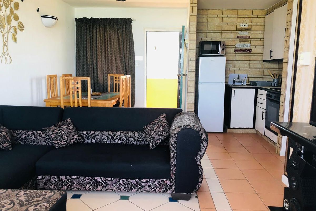 Three Bedroom Apartment With A Sea view - Photo 5