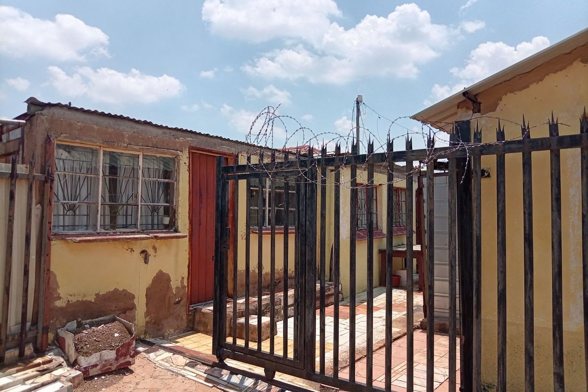 Investment Opportunity in Soshanguve G - Photo 5