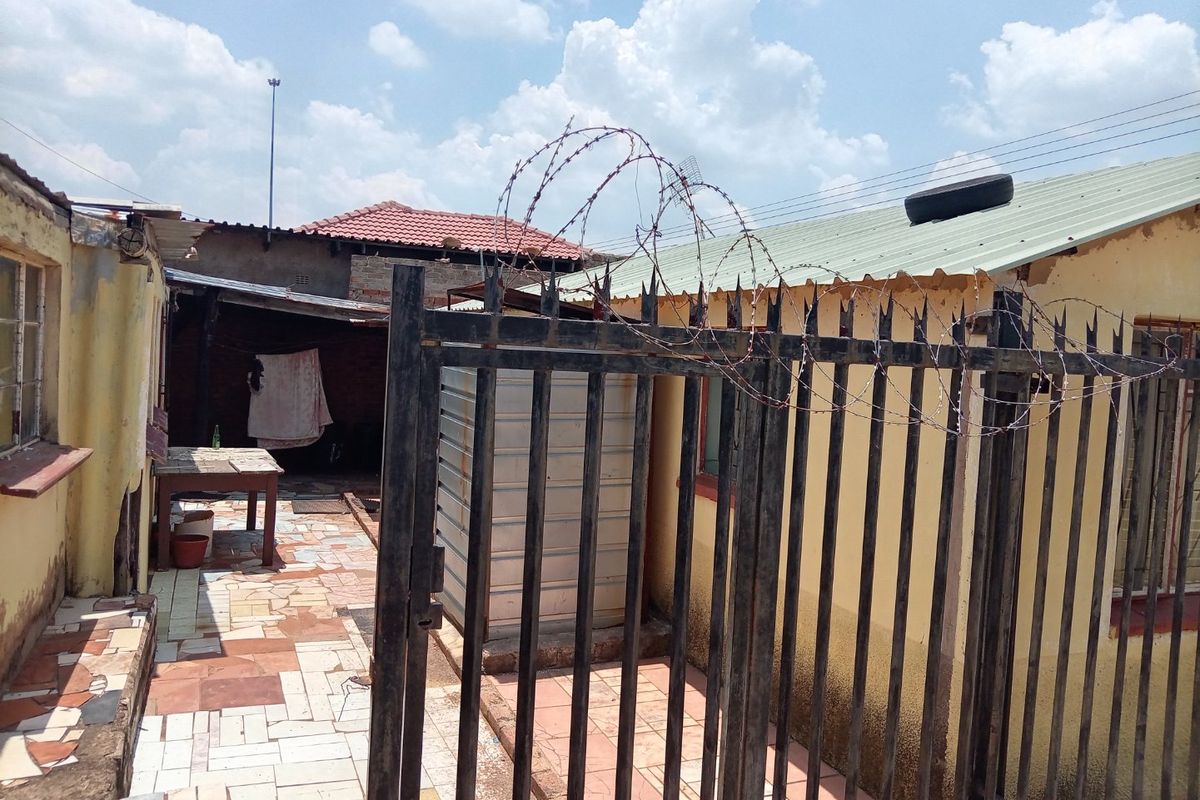 Investment Opportunity in Soshanguve G - Photo 4