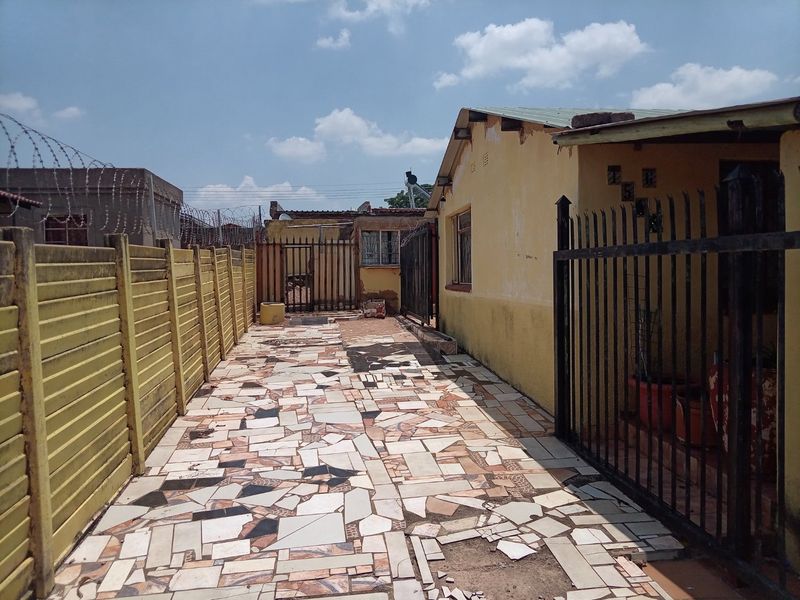 Investment Opportunity in Soshanguve G - Photo 3