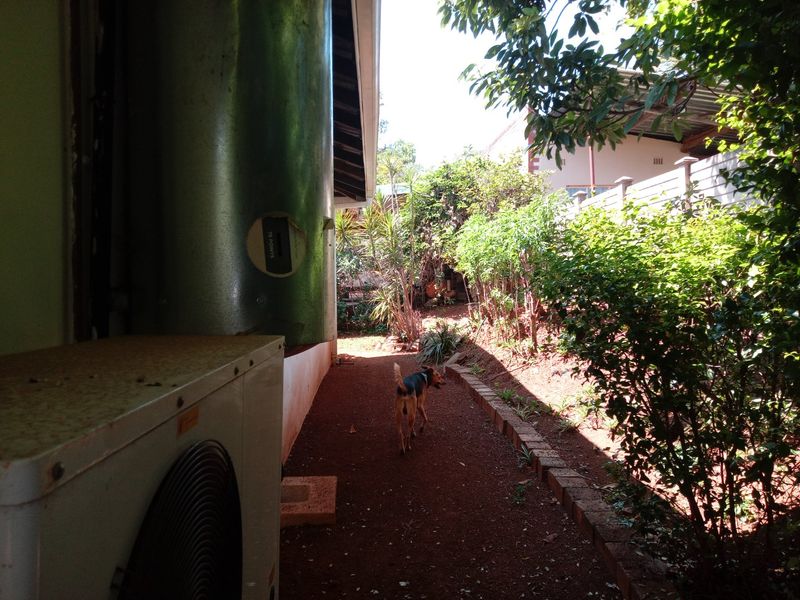 Hidden Gem, Great Potential, Well Maintained Family Home with Rental Income Generation- Boyd Road, Prestbury, Pietermaritzburg - Photo 9