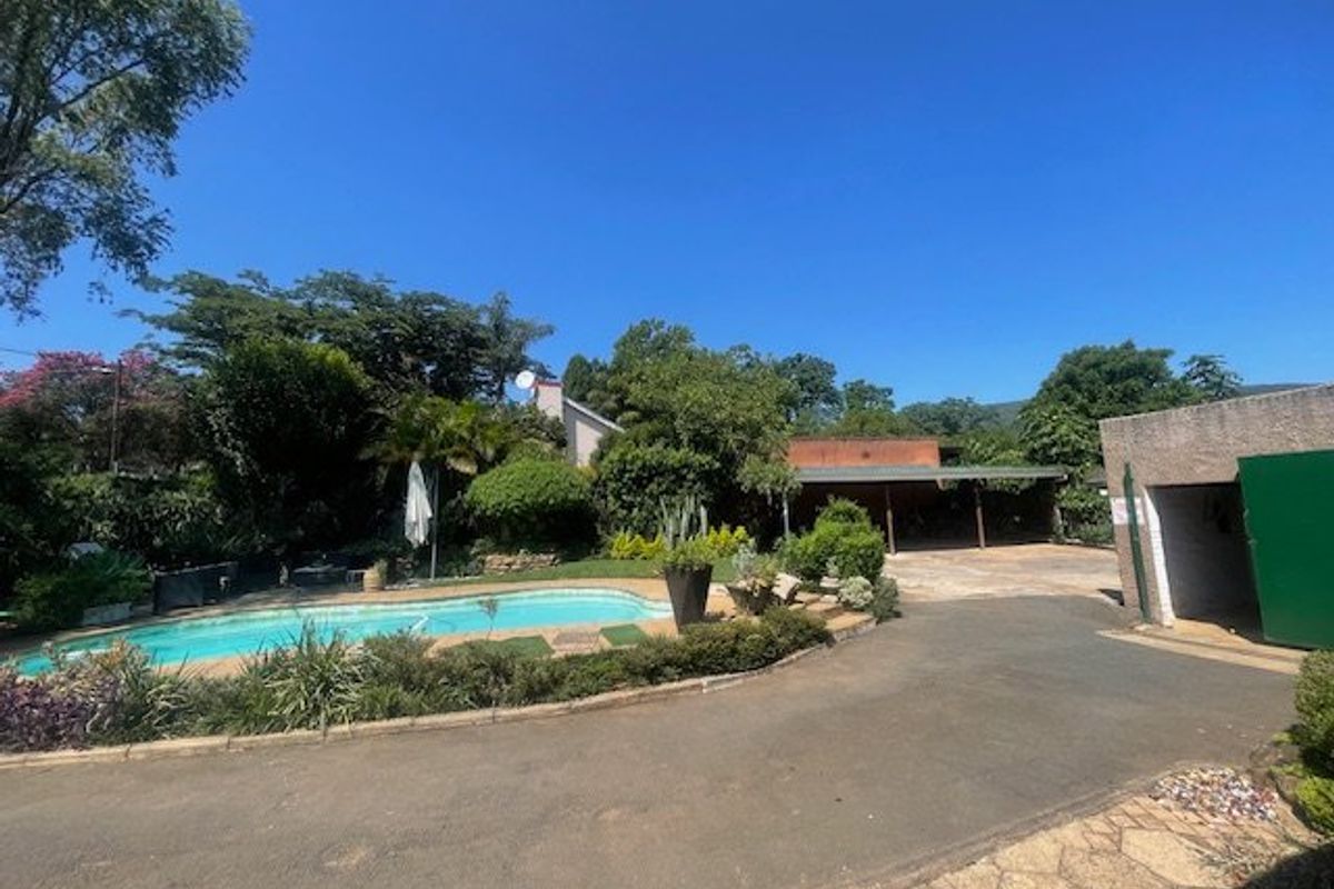 Hidden Gem, Great Potential, Well Maintained Family Home with Rental Income Generation- Boyd Road, Prestbury, Pietermaritzburg - Photo 4