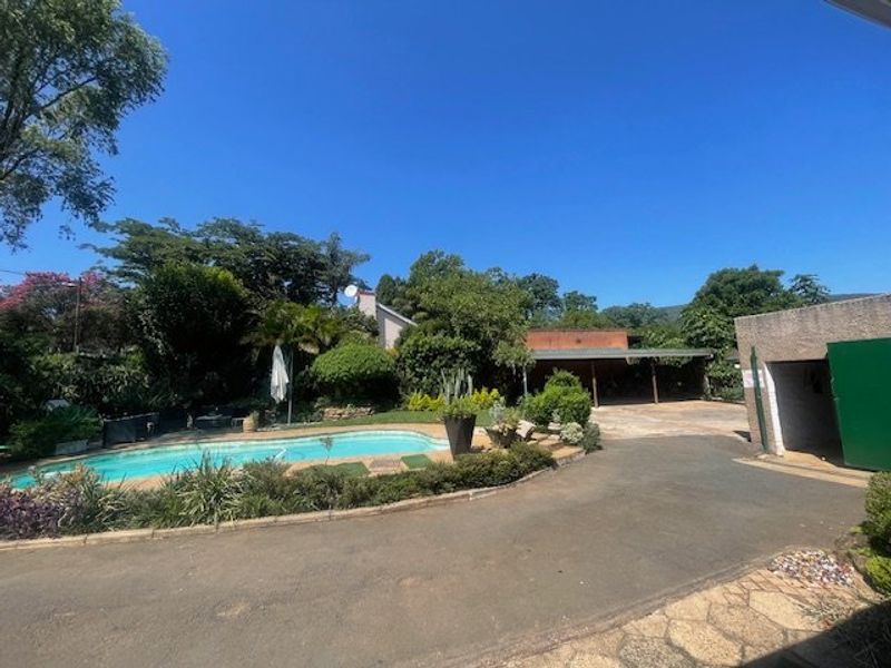 Hidden Gem, Great Potential, Well Maintained Family Home with Rental Income Generation- Boyd Road, Prestbury, Pietermaritzburg - Photo 4