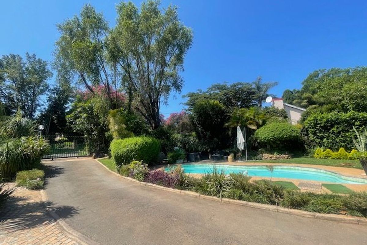 Hidden Gem, Great Potential, Well Maintained Family Home with Rental Income Generation- Boyd Road, Prestbury, Pietermaritzburg - Photo 3