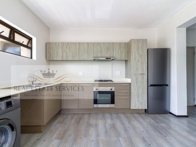 3 BEDROOM APARTMENT IN BROADACRES - Photo 2