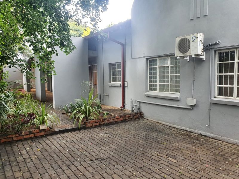 Position, Position, Position - Photo 2