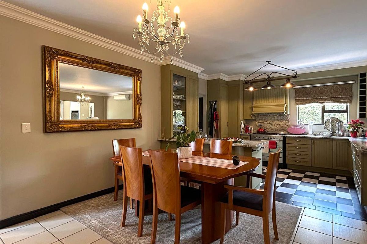 Elegant 4 bed Single-Level Living in Midlands Estate - Photo 4