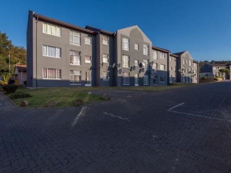 2 bedroom  Apartment for sale in Allan Manor, Mondeor - Photo 1