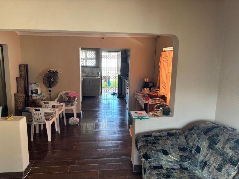 PRICE REDUCED | Warm Family Starter Home with Room to Grow in Havenside - Photo 10