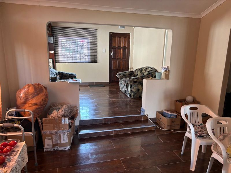 PRICE REDUCED | Warm and Welcoming Starter Home in Havenside - Photo 9