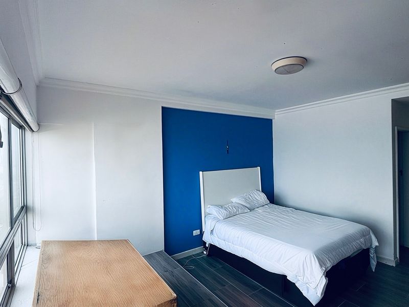 PRICE REDUCED | Spacious Sea-Facing 2-Bedroom Apartment on Durban’s Golden Mile - Photo 10