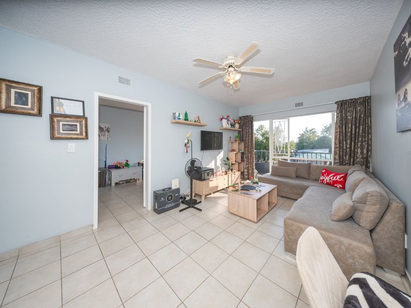 Stunning renovated unit now available for sale.  - Photo 8