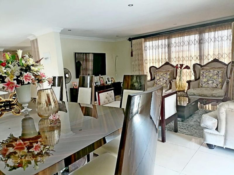 Lovely 2 Bedrooms family home - Photo 3
