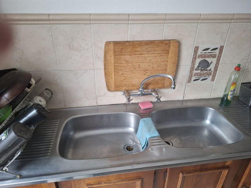 Neat & Secure 2-Bedroom Townhouse for Sale - Photo 5