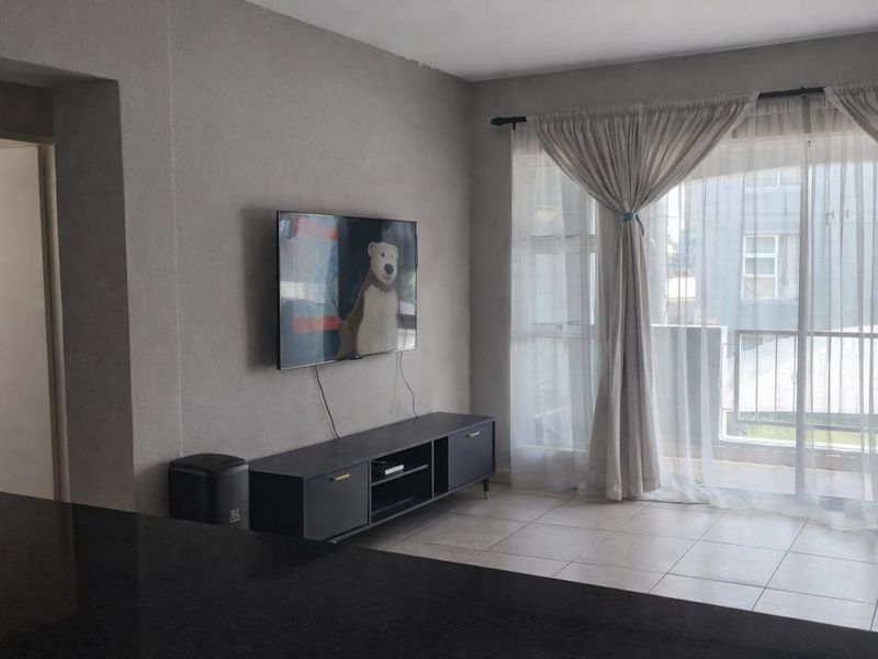 Apartment has 2-Bedroom with 1-Bathroom ,Kitchen and a Living room - Photo 5