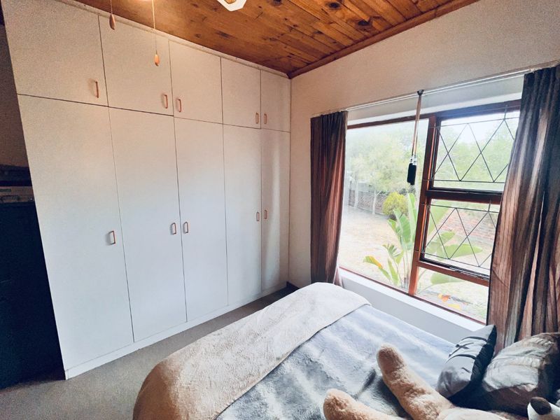 Neat 2-Bedroom Face-Brick Home in Noorsekloof, - Photo 10