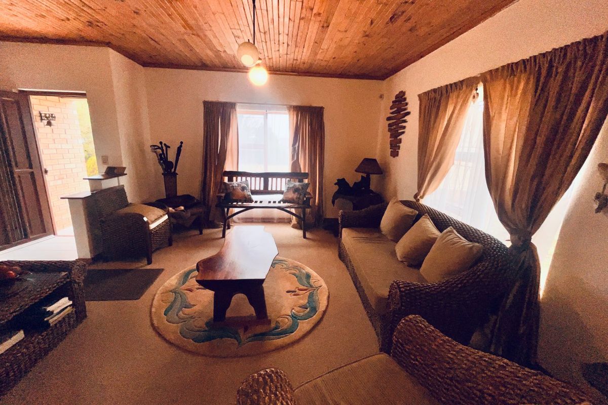 Neat 2-Bedroom Face-Brick Home in Noorsekloof, - Photo 4