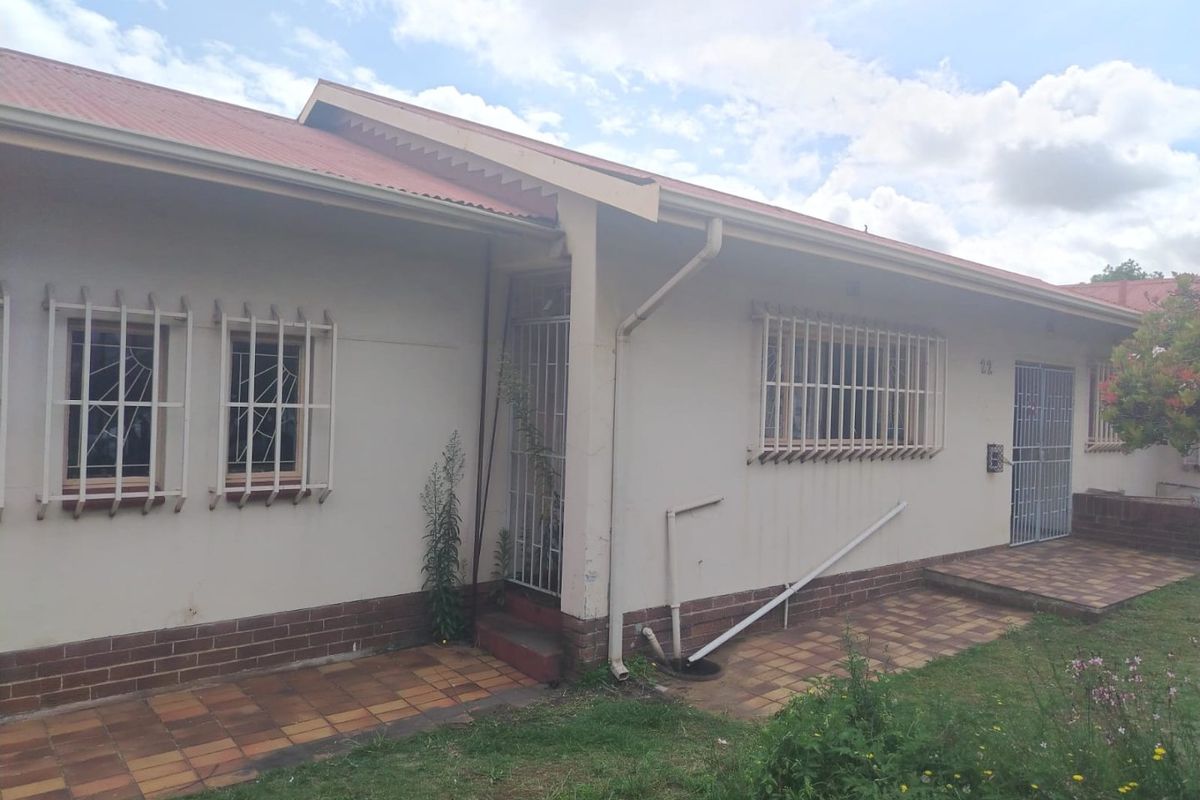 Investor’s Dream – Exceptional 6-Bedroom Property with 6 En-Suite Bathrooms! - Photo 2