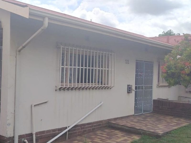 Investor’s Dream – Exceptional 6-Bedroom Property with 6 En-Suite Bathrooms! - Photo 3