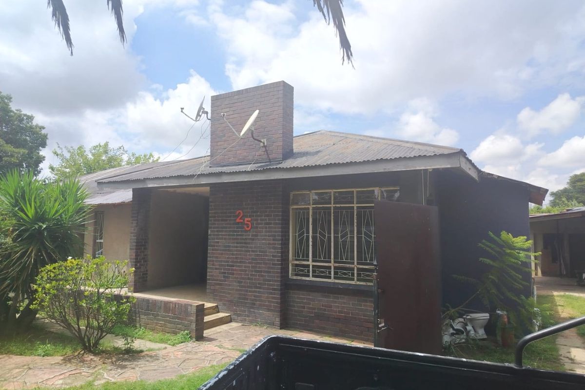 Investor’s Dream – Exceptional 6-Bedroom Property with 6 En-Suite Bathrooms! - Photo 3