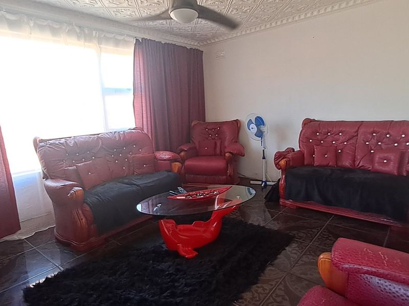 3 BEDROOM HOUSE FOR SALE IN HAVEN HILLS - Photo 6
