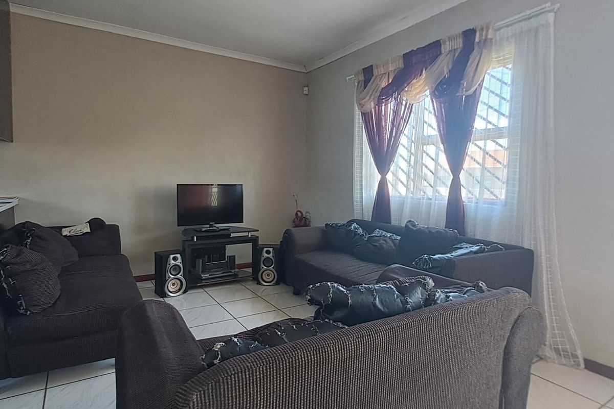 3 BEDROOM HOUSE FOR SALE IN HAVEN HILLS - Photo 5