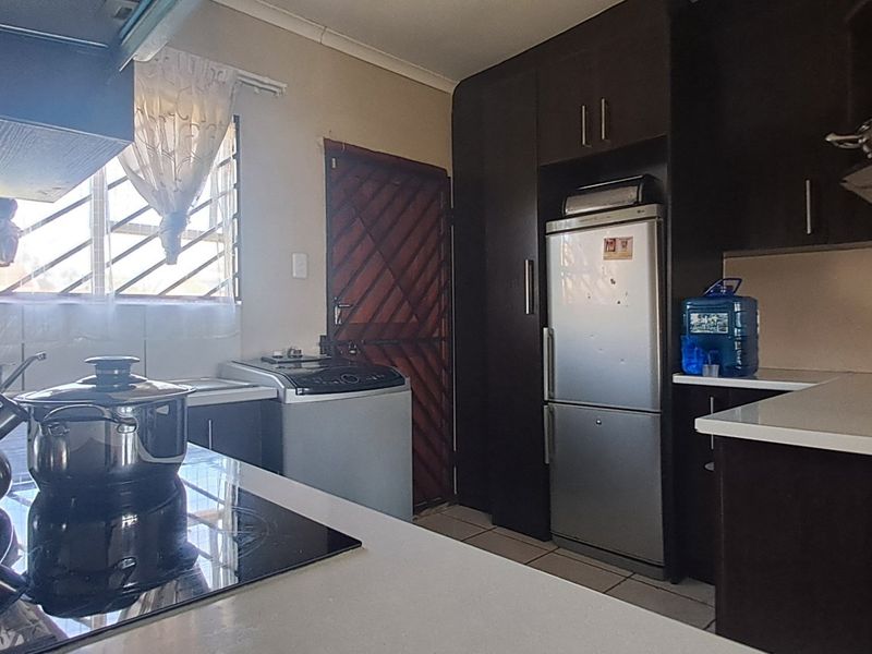 3 BEDROOM HOUSE FOR SALE IN HAVEN HILLS - Photo 8