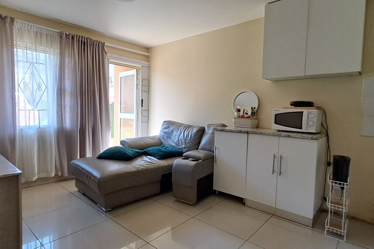 2 BEDROOM APARTMENT FOR SALE IN EGOLI - Photo 4