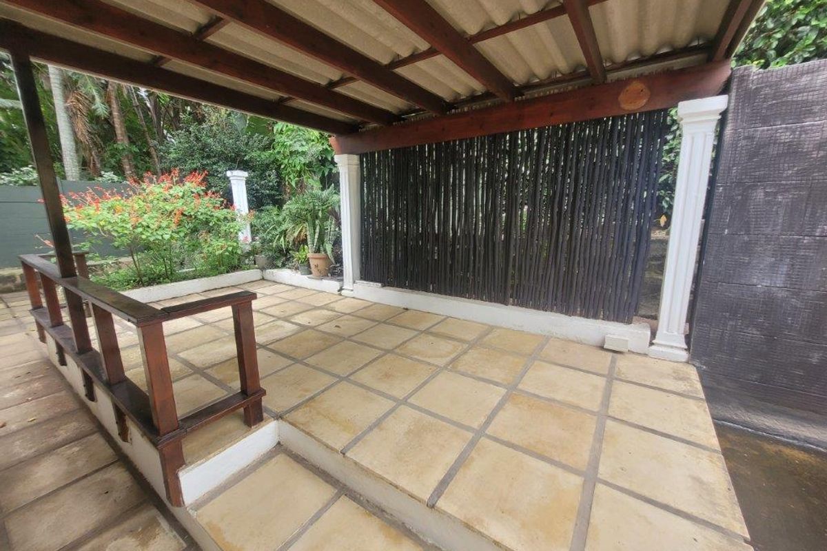 Peaceful 3 Bedroom Townhouse - Photo 3