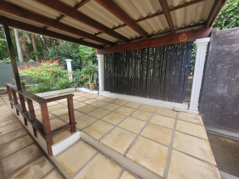 Peaceful 3 Bedroom Townhouse - Photo 3