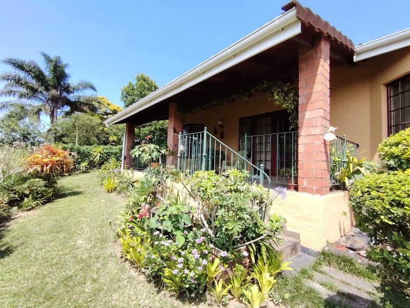 Beautifull 3 Bedroom 2 bathroom Townhouse - Photo 1