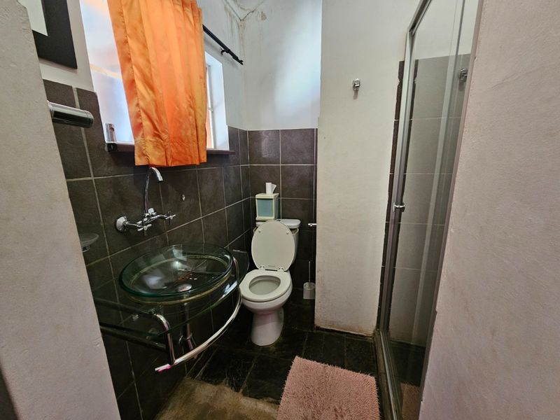 9 Bedroom Accomodation in Tourist Location  - Photo 8