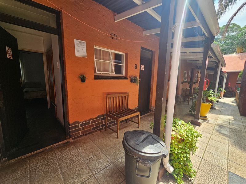 9 Bedroom Accomodation in Tourist Location  - Photo 6