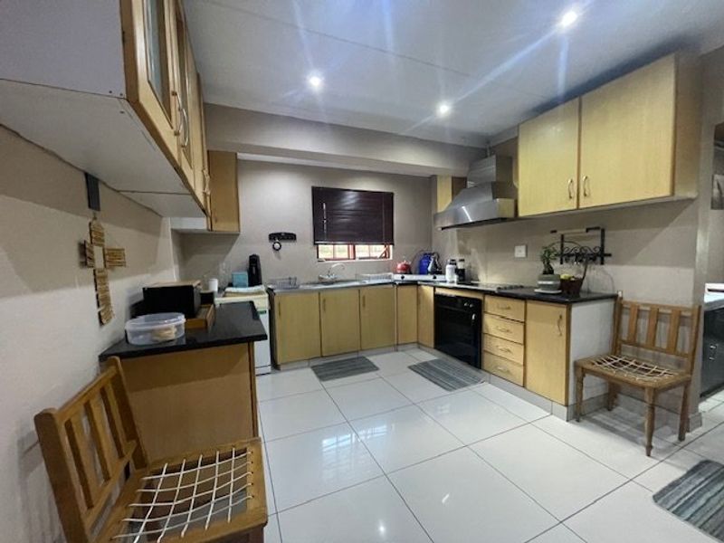 Well Maintained , Move-In Ready Four Bed Family Home For Sale- Muniredy Road, Northdale, Pmb - Photo 3