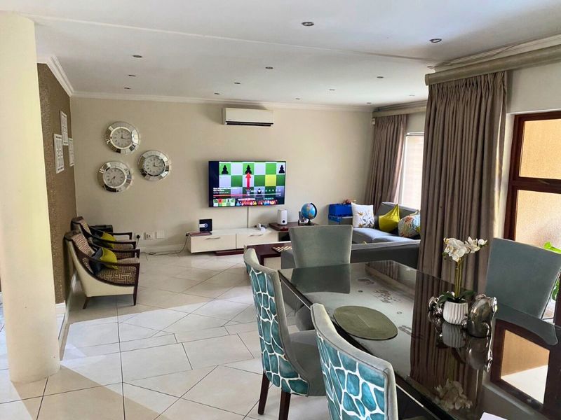 Luxury 3-Bedroom Family Home for Sale – Vorna Valley - Photo 5