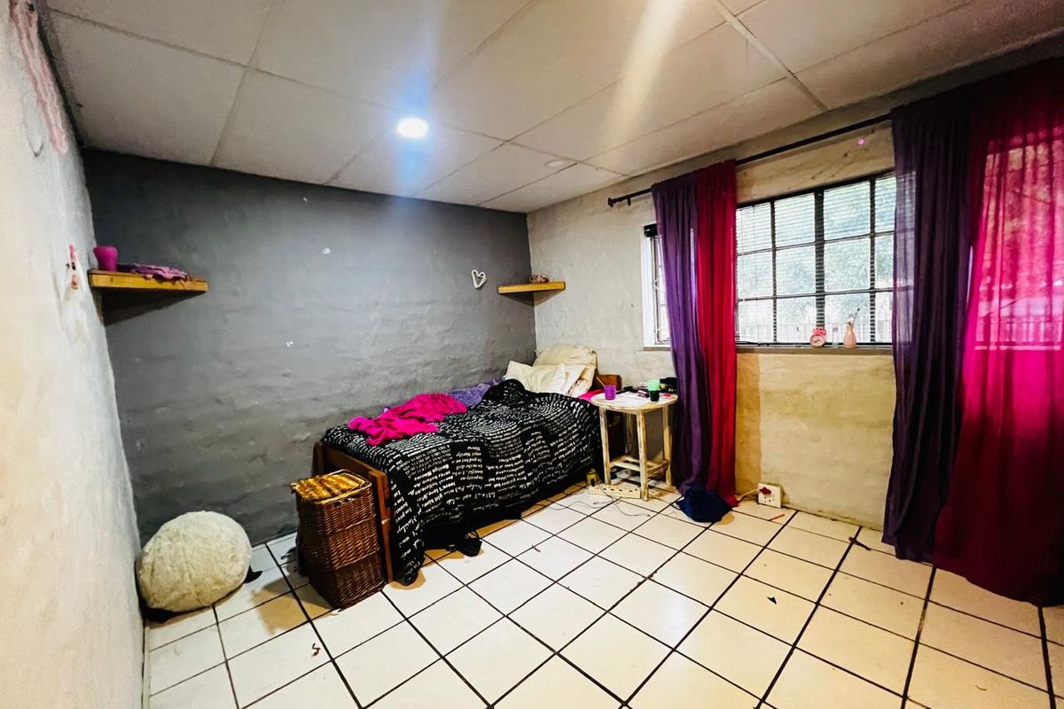 4 Bedroom House For Sale in Danville - Photo 5