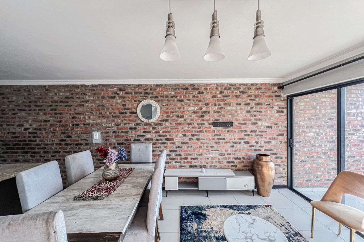 Modern Two-Bedroom Apartment at The Kennedy – Contemporary Living at Its Finest - Photo 2